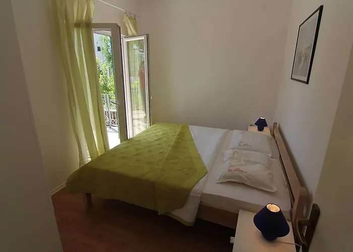 Zora 아파트 피로바츠