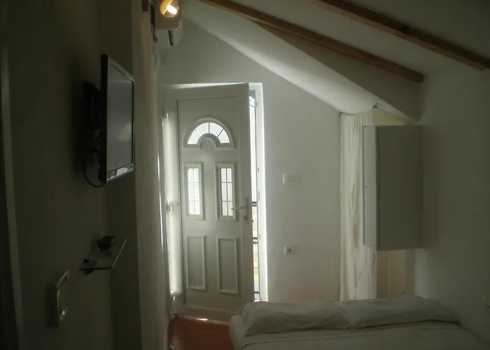 Zora 아파트 피로바츠